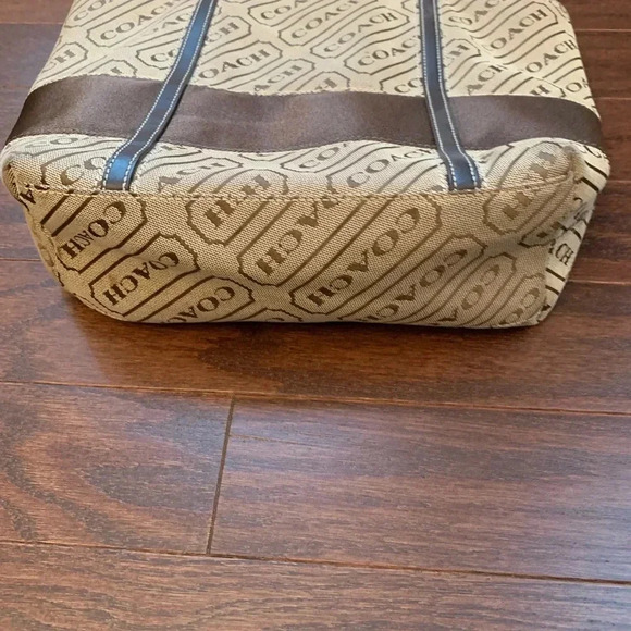 Coach Brown Logo Bag - Picture 3 of 5